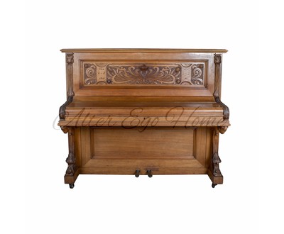 Старинное немецкое фортепиано из ореха