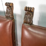 Винтажные дубовые кресла с кожаной обивкой 1930-х гг.